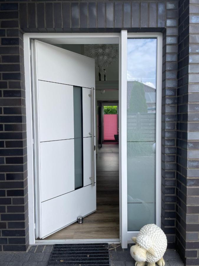 Idylisches Ferienhaus Edewecht Bagian luar foto