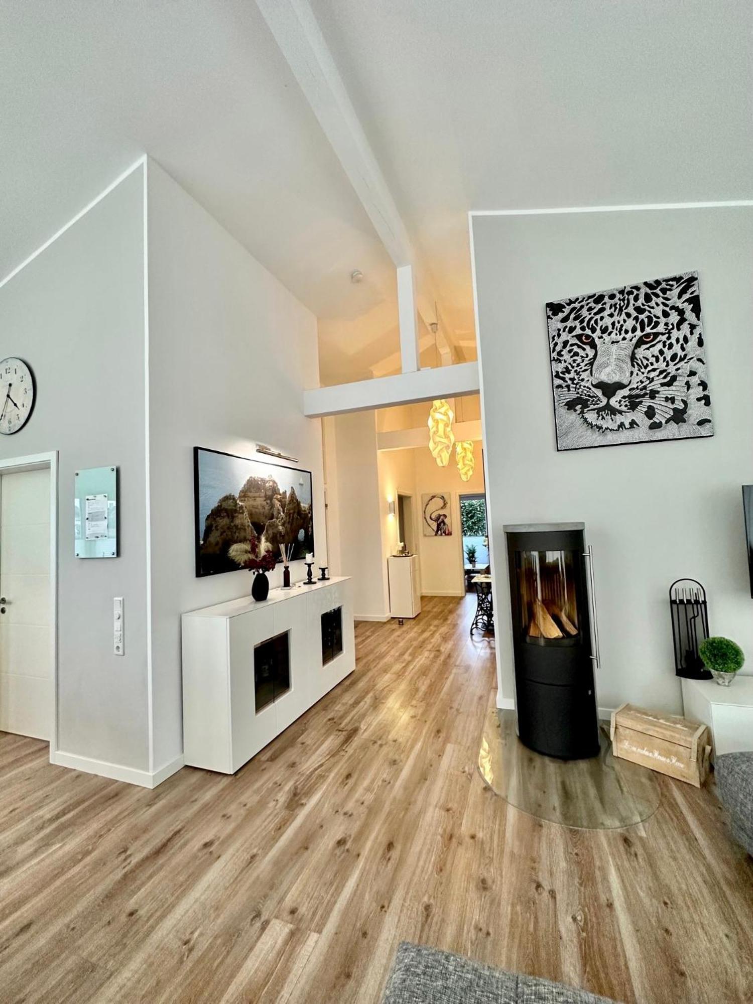 Idylisches Ferienhaus Edewecht Bagian luar foto