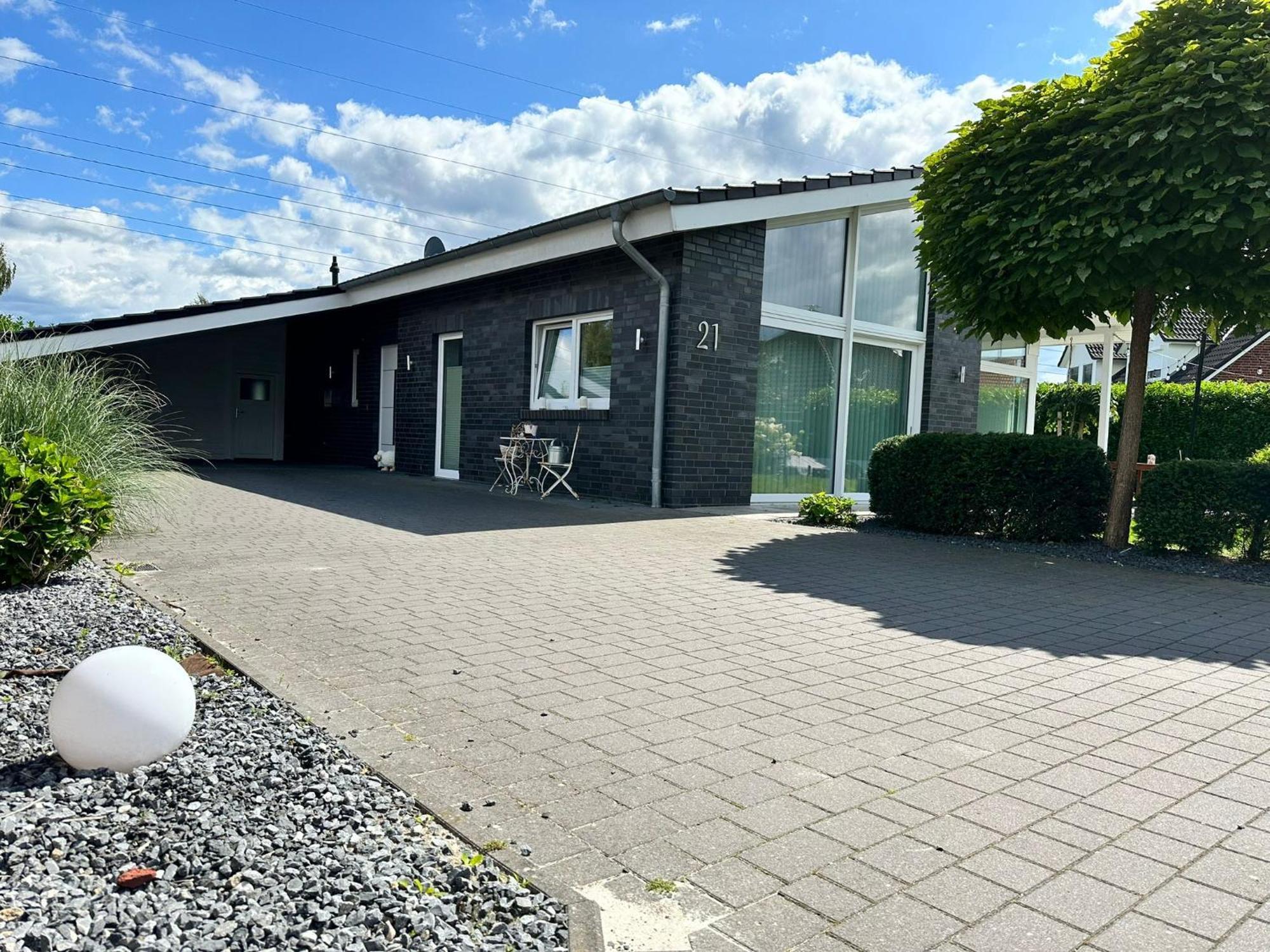 Idylisches Ferienhaus Edewecht Bagian luar foto